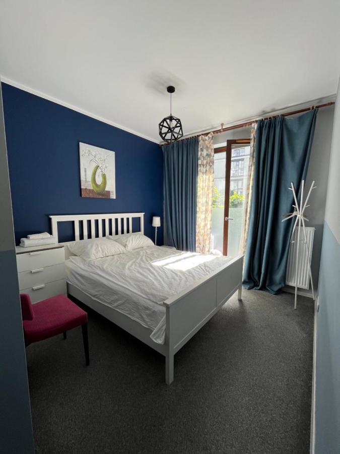 Airport Comfy Guest Home Warschau Buitenkant foto